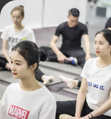 学什么专业更合适? 立享一对一职业规划,专业老师为你量身定制专业的报考方案